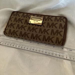 Michael Kors women’s wallet canvas and leather